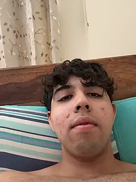 Snapshot of lucasmaxtoy chatting on 02-26-26, 07:29 lucasmaxtoy online show from 02-26-26, 07:29