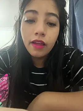 Sexy mia outdoors online show from 04-11-26, 07:45