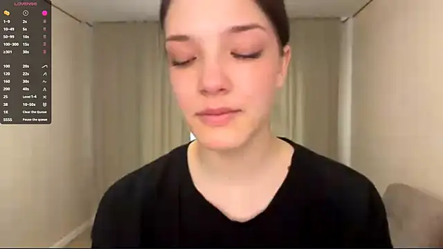 Carolini i online show from 03-27-26, 10:59