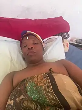 Snapshot of SweetPearl007 chatting on 02-26-26, 07:18 SweetPearl007 online show from 02-26-26, 07:18