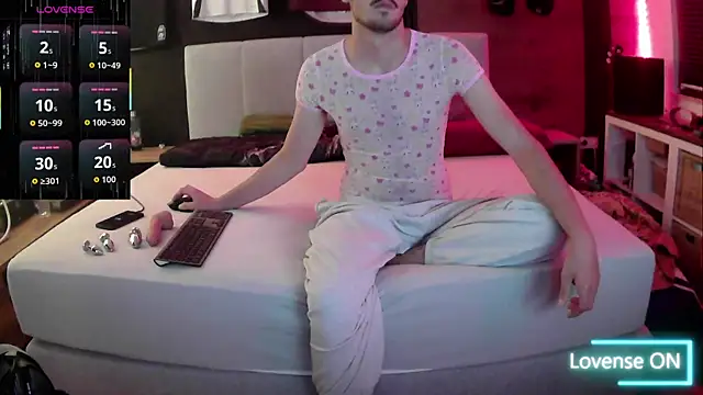shyboylovesyou online show from 05-08-26, 07:08