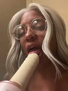 princessandthefootjob online show from 04-25-26, 11:13
