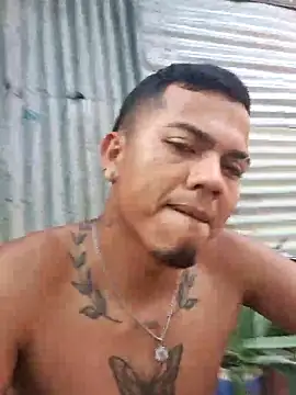 Snapshot of aron_yael chatting on 02-25-26, 07:34 aron yael online show from 02-25-26, 07:34