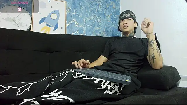 Tessarion Black online show from 04-08-26, 06:24