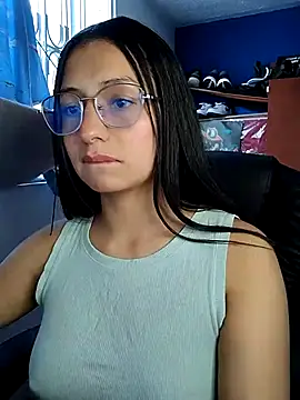 Angel swee online show from 03-15-26, 02:01