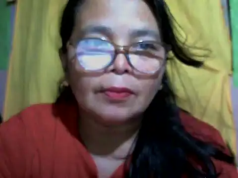 Snapshot of Flowerblossom123 chatting on 06-03-26, 02:33 Flowerblossom123 online show from 06-03-26, 02:33