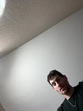 Aarondeweese27 online show from 03-26-26, 08:36