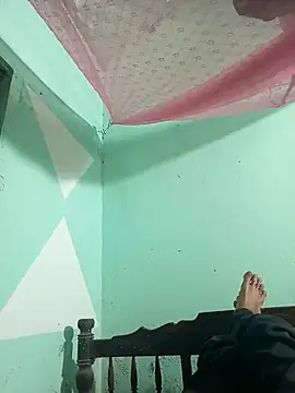 Snapshot of hungdecu chatting on 02-27-26, 12:38 hungdecu online show from 02-27-26, 12:38