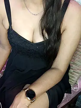 Gurleen kaur69 online show from 04-13-26, 03:34