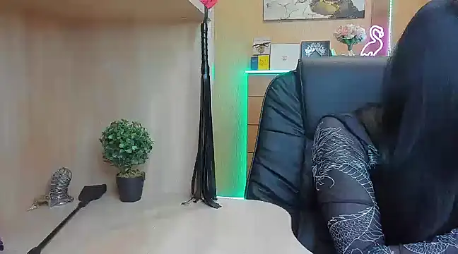 KristiTopxx online show from 12-04-24, 07:23