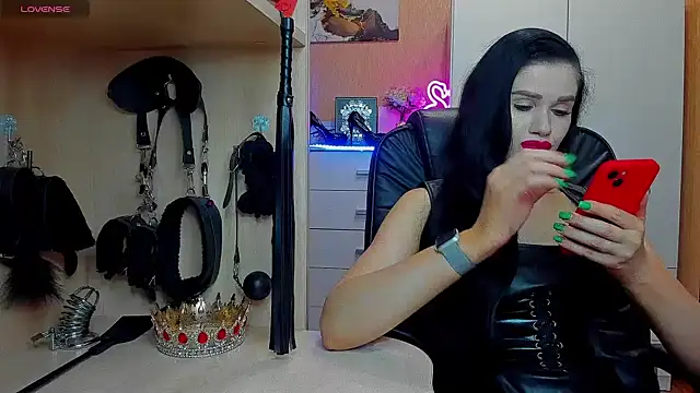 Snapshot of KristiTopxx chatting on 06-25-26, 08:13 KristiTopxx online show from 06-25-26, 08:13