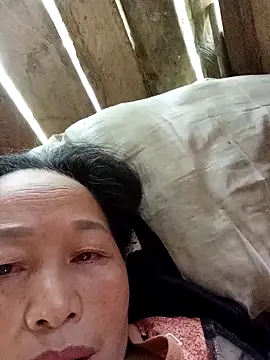 heesuu11 online show from 03-31-26, 06:03