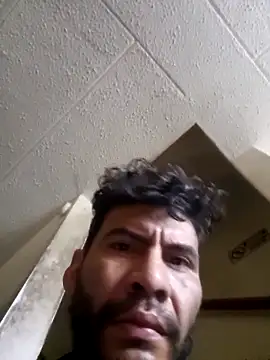 Snapshot of boyp3netrat0r chatting on 05-17-26, 11:50 boyp3netrat0r online show from 05-17-26, 11:50