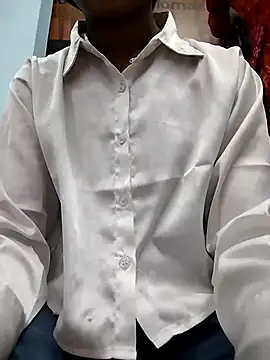 Snapshot of Karishma_88 chatting on 03-02-26, 06:58 Karishma 88 online show from 03-02-26, 06:58