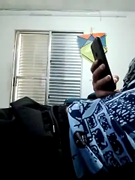 Snapshot of Rodr_go14 chatting on 04-10-26, 10:31 Rodr go14 online show from 04-10-26, 10:31