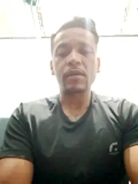 Snapshot of Rodr_go14 chatting on 06-20-26, 10:18 Rodr go14 online show from 06-20-26, 10:18