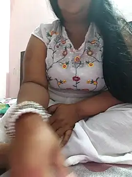 Moonae online show from 03-02-26, 12:23