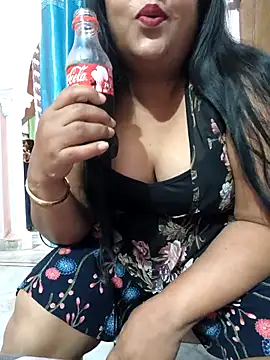 Moonae online show from 03-24-26, 09:03