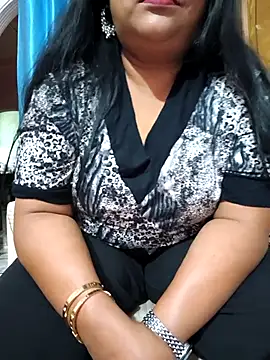 Moonae online show from 03-29-26, 11:32