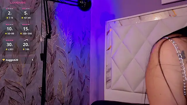 Snapshot of Emma_Clair chatting on 02-28-26, 01:01 Emma Clair online show from 02-28-26, 01:01