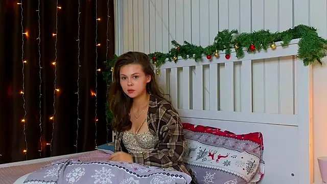 Snapshot of EarthaLevra chatting on 02-27-26, 07:14 EarthaLevra online show from 02-27-26, 07:14