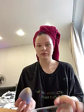 Snapshot of CindyMil chatting on 06-28-26, 03:45 CindyMil online show from 06-28-26, 03:45