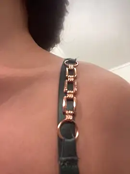 Anna Gilbert online show from 04-02-26, 02:37