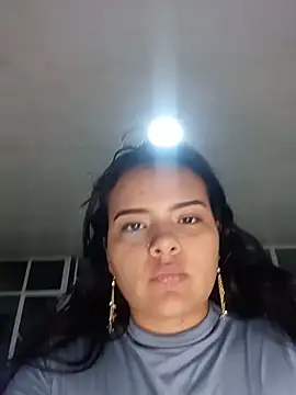 Emily Rouse23 online show from 05-17-26, 04:43