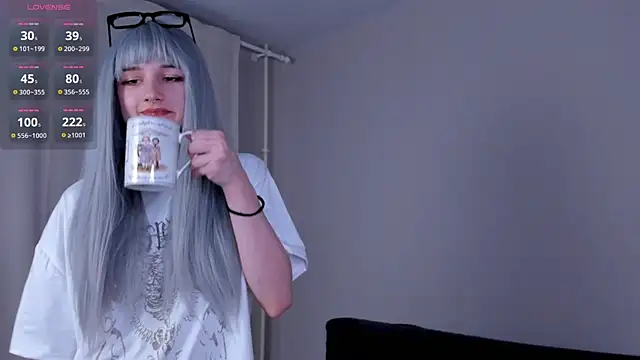 kira montelle online show from 04-06-26, 06:53