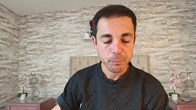 Adams Sanz online show from 04-17-26, 07:28