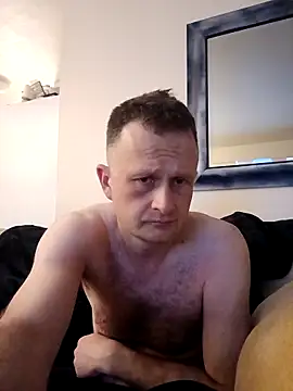 Snapshot of Thomasallen04 chatting on 03-03-26, 01:23 Thomasallen04 online show from 03-03-26, 01:23