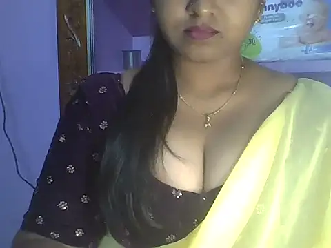 Snapshot of Tamil_Kuttyma chatting on 06-20-26, 01:14 Tamil Kuttyma online show from 06-20-26, 01:14