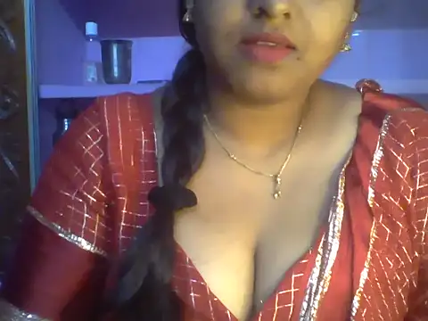 Snapshot of Tamil_Kuttyma chatting on 07-17-26, 01:18 Tamil Kuttyma online show from 07-17-26, 01:18