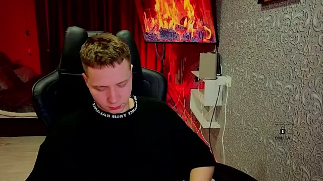 Karl Night  online show from 04-14-26, 05:52