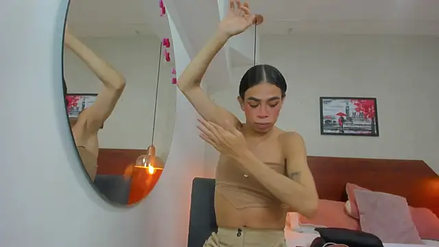 Snapshot of Miia03 chatting on 02-27-26, 11:43 Miia03 online show from 02-27-26, 11:43