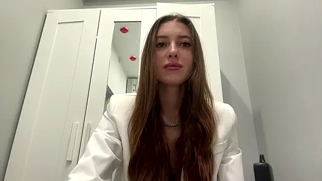 selena favn online show from 03-19-26, 01:09