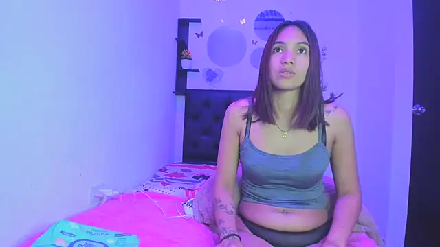 sapphire brown20 online show from 04-11-26, 12:26