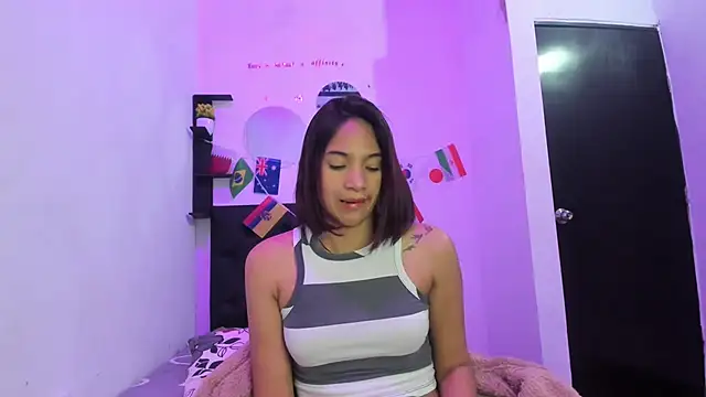 sapphire brown20 online show from 07-02-26, 12:10