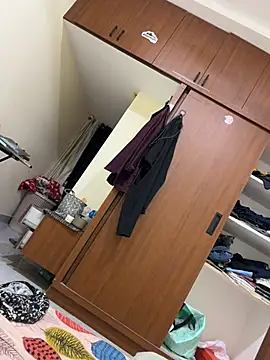 Snapshot of Varun_93 chatting on 02-25-26, 10:08 Varun 93 online show from 02-25-26, 10:08