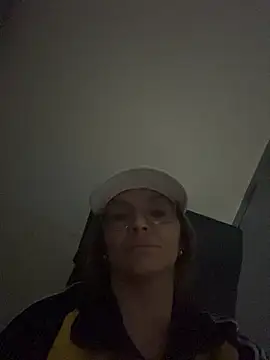 kendra leroy online show from 03-24-26, 01:43