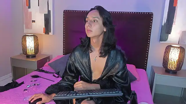 Snapshot of Elisasue chatting on 03-02-26, 04:03 Elisasue online show from 03-02-26, 04:03