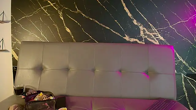 venus laurent online show from 02-26-26, 03:16