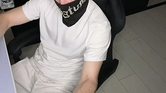 chantatummm online show from 05-01-26, 10:47