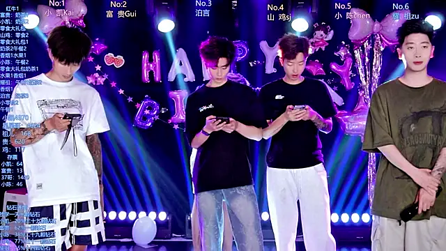 Snapshot of AOA-boy chatting on 05-30-26, 01:46 AOA-boy online show from 05-30-26, 01:46