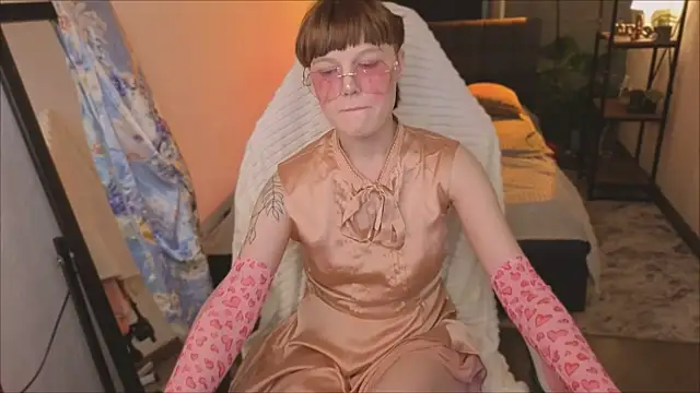 Snapshot of _DreamLuna1_ chatting on 02-27-26, 01:00 DreamLuna1 online show from 02-27-26, 01:00