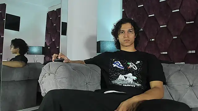 TonyBenedetti online show from 04-08-26, 07:36