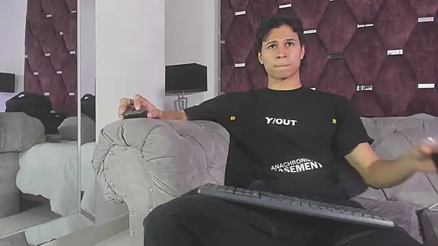 TonyBenedetti online show from 07-10-26, 08:44