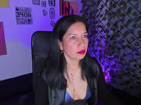 Snapshot of Megan_Collinss1 chatting on 02-24-26, 05:55 Megan Collinss1 online show from 02-24-26, 05:55