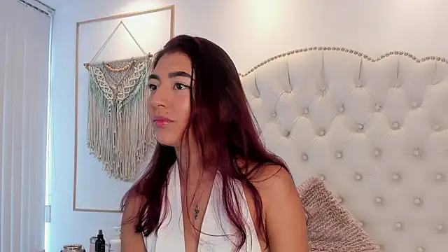 Sara funy online show from 03-16-26, 12:31