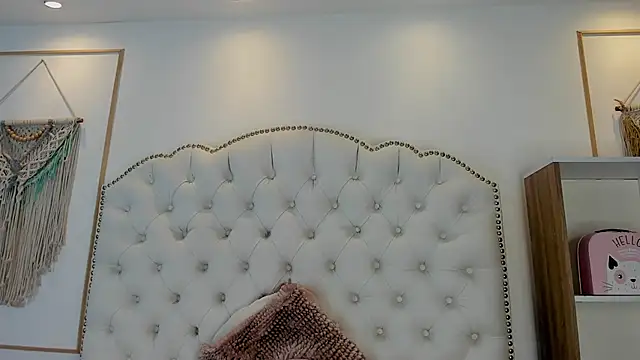 Snapshot of Sara_funy chatting on 05-07-26, 11:26 Sara funy online show from 05-07-26, 11:26
